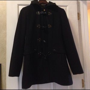 GUESS Winter/Fall Pea Coat sizeM with a hood